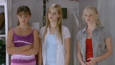 VampireDiariesWorld-dot-Org_H2OJustAddWaterS01E17-1065.jpg