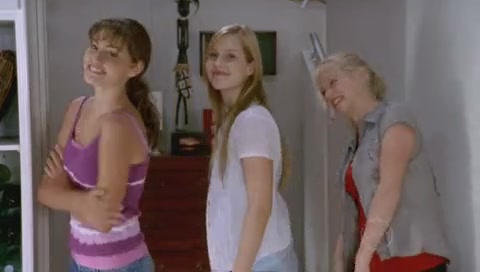 VampireDiariesWorld-dot-Org_H2OJustAddWaterS01E17-1070.jpg