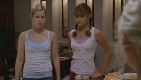 VampireDiariesWorld-dot-Org_H2OJustAddWaterS01E18-1906.jpg