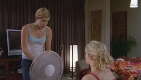 VampireDiariesWorld-dot-Org_H2OJustAddWaterS01E18-1973.jpg