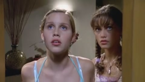 VampireDiariesWorld-dot-Org_H2OJustAddWaterS01E18-2051.jpg