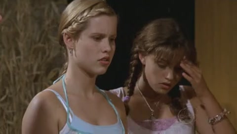 VampireDiariesWorld-dot-Org_H2OJustAddWaterS01E18-2063.jpg