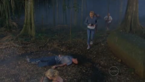VampireDiariesWorld-dot-Org_H2OJustAddWaterS01E18-2458.jpg