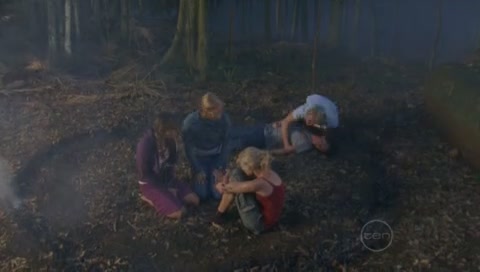 VampireDiariesWorld-dot-Org_H2OJustAddWaterS01E18-2466.jpg