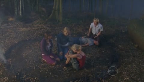 VampireDiariesWorld-dot-Org_H2OJustAddWaterS01E18-2467.jpg