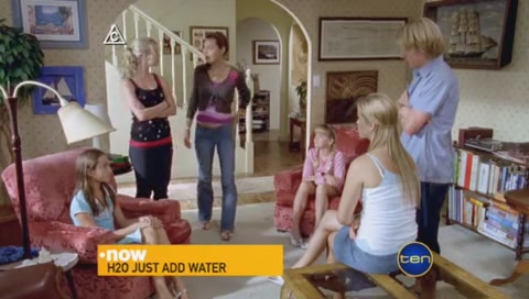 VampireDiariesWorld-dot-Org_H2OJustAddWaterS01E19-1033.jpg