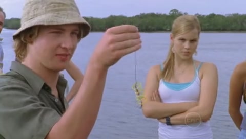VampireDiariesWorld-dot-Org_H2OJustAddWaterS01E20-0594.jpg