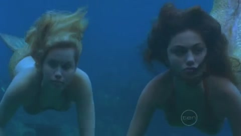 VampireDiariesWorld-dot-Org_H2OJustAddWaterS01E20-1109.jpg