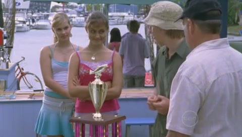 VampireDiariesWorld-dot-Org_H2OJustAddWaterS01E20-1325.jpg