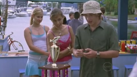 VampireDiariesWorld-dot-Org_H2OJustAddWaterS01E20-1335.jpg