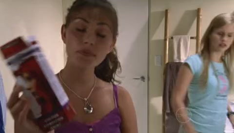 VampireDiariesWorld-dot-Org_H2OJustAddWaterS01E21-0289.jpg