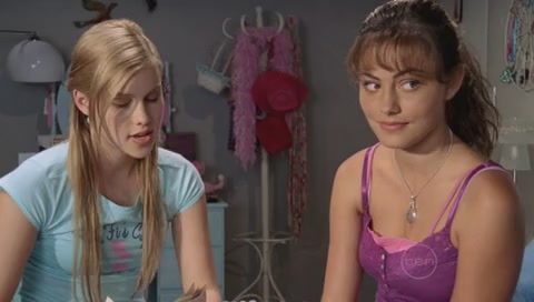 VampireDiariesWorld-dot-Org_H2OJustAddWaterS01E21-1137.jpg