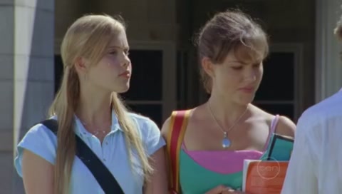 VampireDiariesWorld-dot-Org_H2OJustAddWaterS01E22-0133.jpg