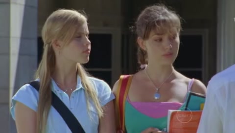 VampireDiariesWorld-dot-Org_H2OJustAddWaterS01E22-0135.jpg