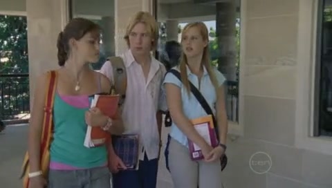 VampireDiariesWorld-dot-Org_H2OJustAddWaterS01E22-0161.jpg