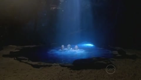 VampireDiariesWorld-dot-Org_H2OJustAddWaterS01E22-0971.jpg