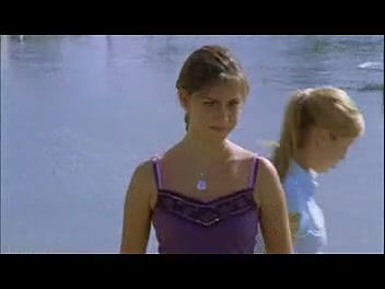 VampireDiariesWorld-dot-Org_H2OJustAddWaterS01E23-2470.jpg