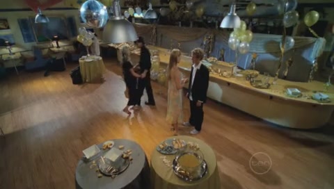 VampireDiariesWorld-dot-Org_H2OJustAddWaterS01E24-4017.jpg
