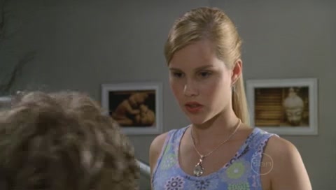 VampireDiariesWorld-dot-Org_H2OJustAddWaterS01E25-0123.jpg