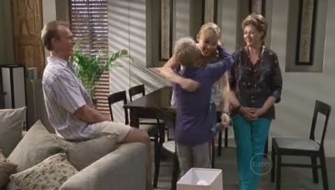 VampireDiariesWorld-dot-Org_H2OJustAddWaterS01E25-1231.jpg