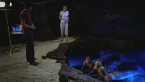 VampireDiariesWorld-dot-Org_H2OJustAddWaterS01E26-2000.jpg