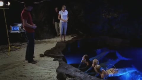VampireDiariesWorld-dot-Org_H2OJustAddWaterS01E26-2001.jpg