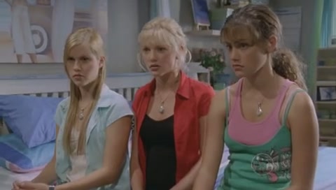 VampireDiariesWorld-dot-Org_H2OJustAddWaterS01E26-2141.jpg