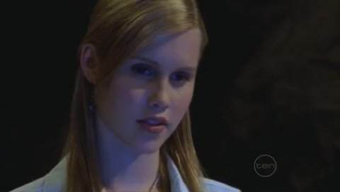 VampireDiariesWorld-dot-Org_H2OJustAddWaterS01E26-2247.jpg