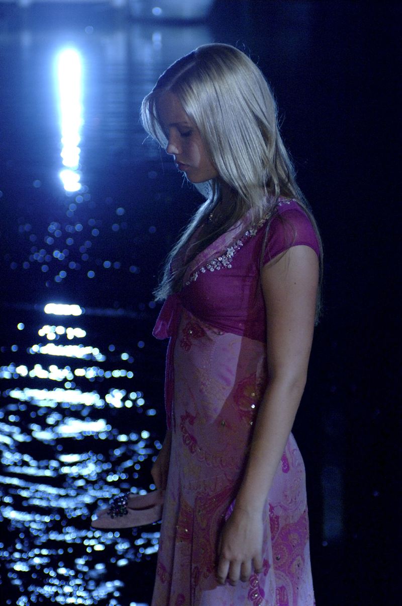 1x07-003.jpg