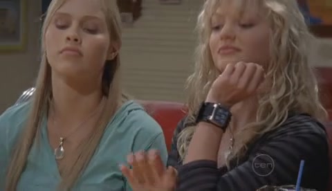 VampireDiariesWorld-dot-Org_H2OJustAddWaterS02E01-0085.jpg