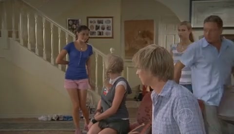 VampireDiariesWorld-dot-Org_H2OJustAddWaterS02E01-1101.jpg