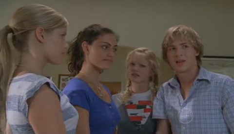 VampireDiariesWorld-dot-Org_H2OJustAddWaterS02E01-1157.jpg