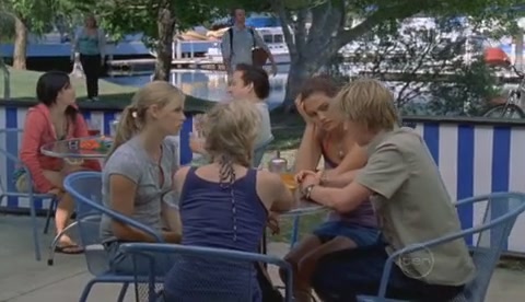 VampireDiariesWorld-dot-Org_H2OJustAddWaterS02E02-0145.jpg