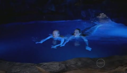 VampireDiariesWorld-dot-Org_H2OJustAddWaterS02E02-0240.jpg