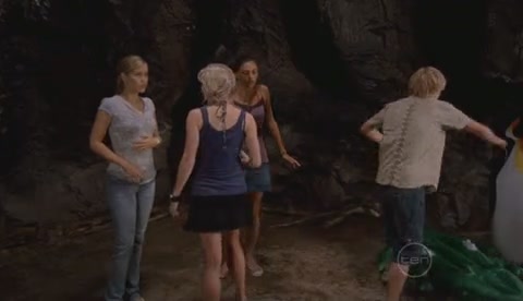 VampireDiariesWorld-dot-Org_H2OJustAddWaterS02E02-0308.jpg