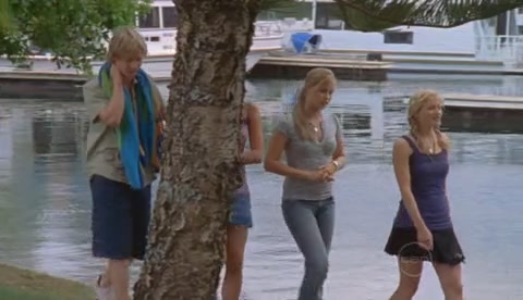 VampireDiariesWorld-dot-Org_H2OJustAddWaterS02E02-0455.jpg
