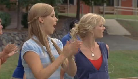 VampireDiariesWorld-dot-Org_H2OJustAddWaterS02E02-0697.jpg