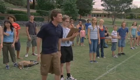 VampireDiariesWorld-dot-Org_H2OJustAddWaterS02E02-0706.jpg