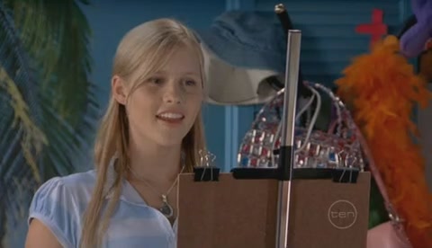 VampireDiariesWorld-dot-Org_H2OJustAddWaterS02E02-1354.jpg