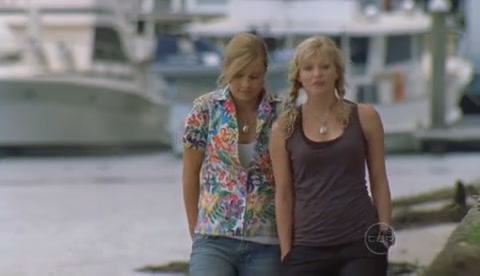 VampireDiariesWorld-dot-Org_H2OJustAddWaterS02E03-0064.jpg