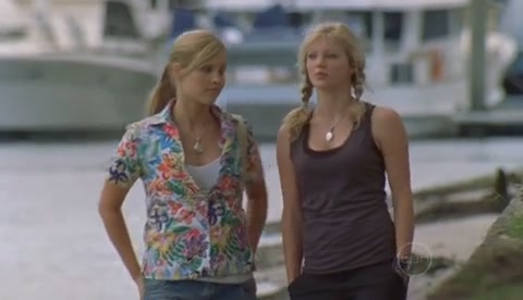 VampireDiariesWorld-dot-Org_H2OJustAddWaterS02E03-0069.jpg
