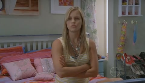 VampireDiariesWorld-dot-Org_H2OJustAddWaterS02E04-0695.jpg