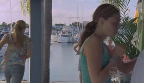 VampireDiariesWorld-dot-Org_H2OJustAddWaterS02E05-0991.jpg