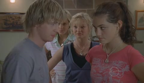 VampireDiariesWorld-dot-Org_H2OJustAddWaterS0206-0359.jpg