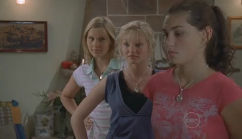 VampireDiariesWorld-dot-Org_H2OJustAddWaterS0206-0361.jpg