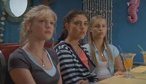 VampireDiariesWorld-dot-Org_H2OJustAddWaterS0210-0917.jpg