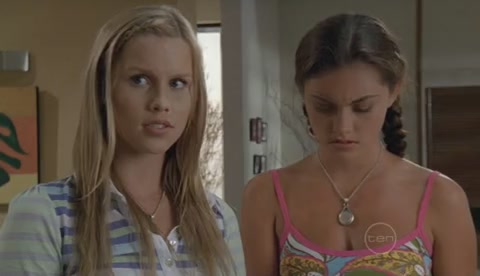 VampireDiariesWorld-dot-Org_H2OJustAddWaterS2E11-0313.jpg