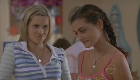 VampireDiariesWorld-dot-Org_H2OJustAddWaterS2E11-0894.jpg