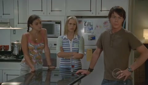 VampireDiariesWorld-dot-Org_H2OJustAddWaterS2E11-1084.jpg
