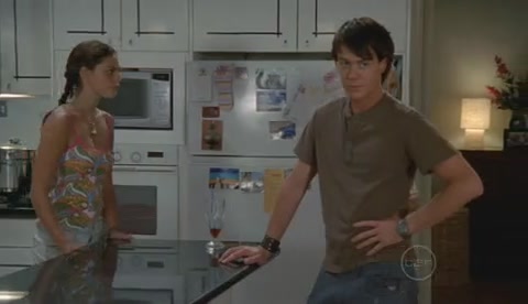 VampireDiariesWorld-dot-Org_H2OJustAddWaterS2E11-1094.jpg